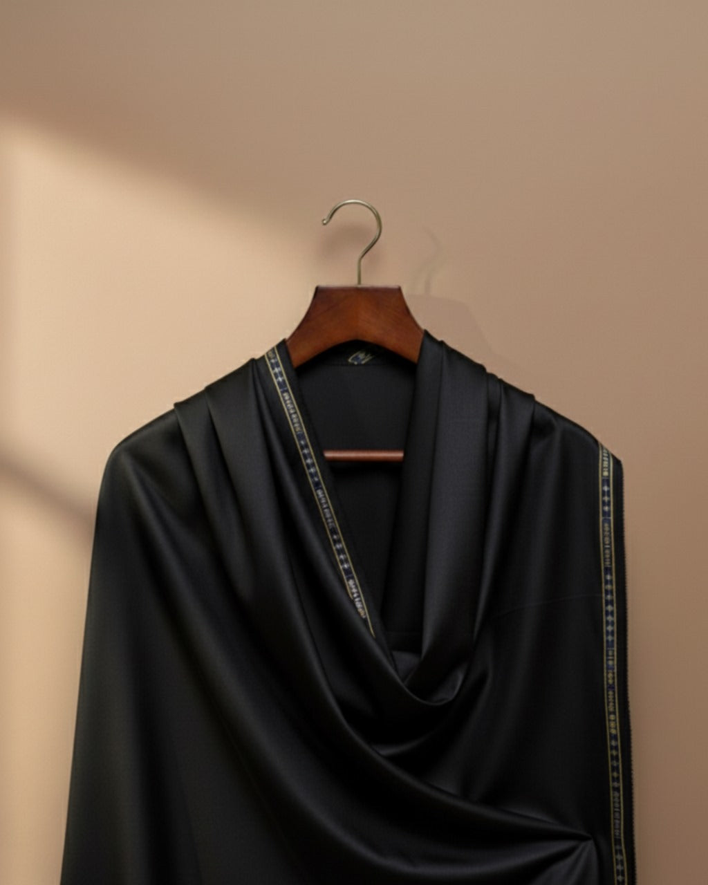Velora Boski Black Color  ( Four Season )